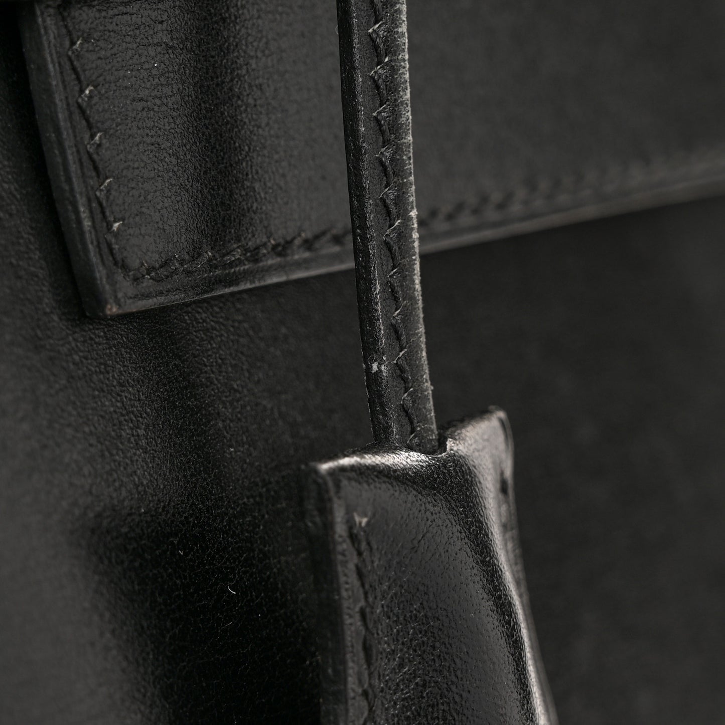 Box Kelly Sellier 28 Black