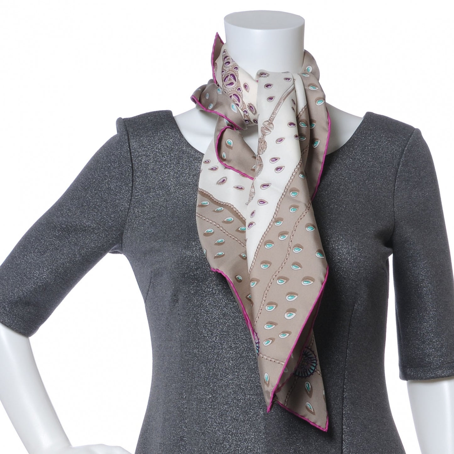 Silk Tresors Retrouves Scarf 90