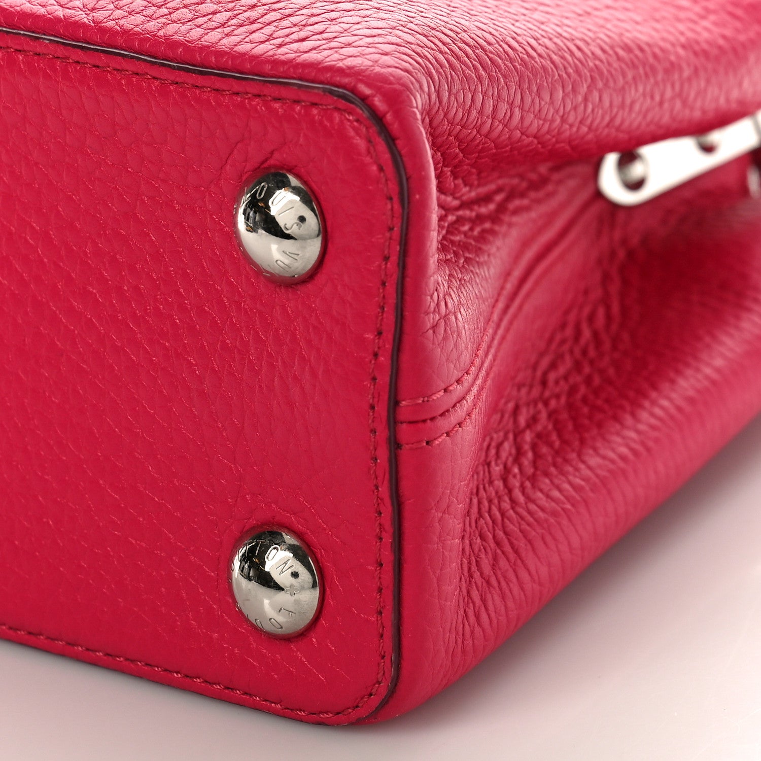 Louis Vuitton Taurillon Capucines BB Fuchsia 8 of 9