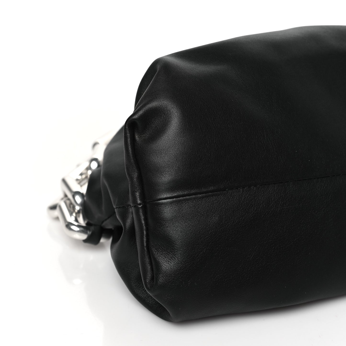 Calfskin The Pouch Chain Black