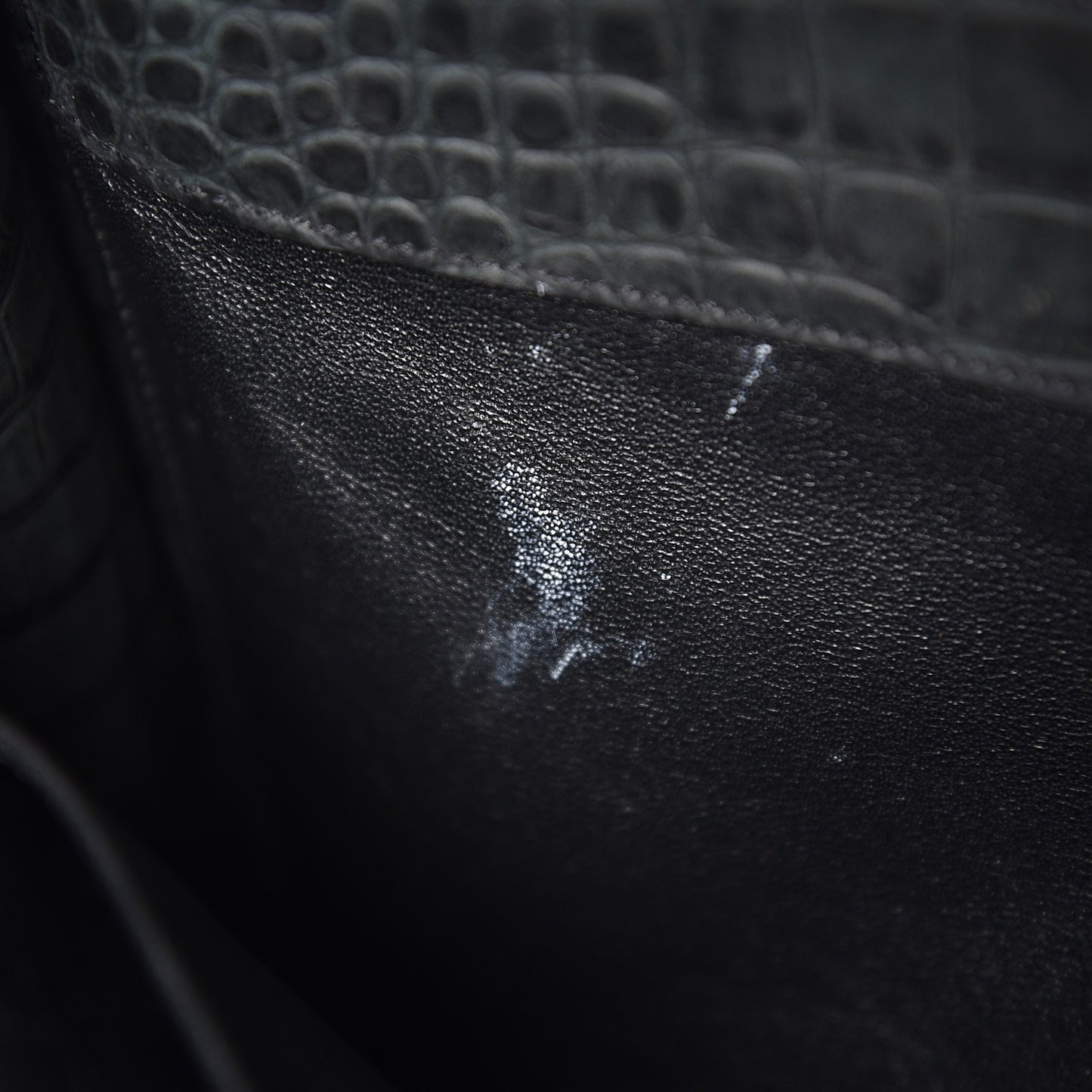 Calfskin Crocodile Embossed Small Sac de Jour Dusty Black