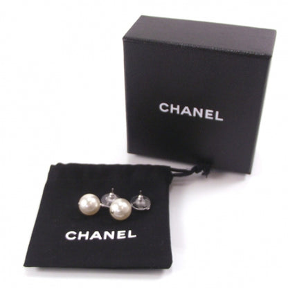 Chanel Pearl CC Logo Earrings 2 of 4