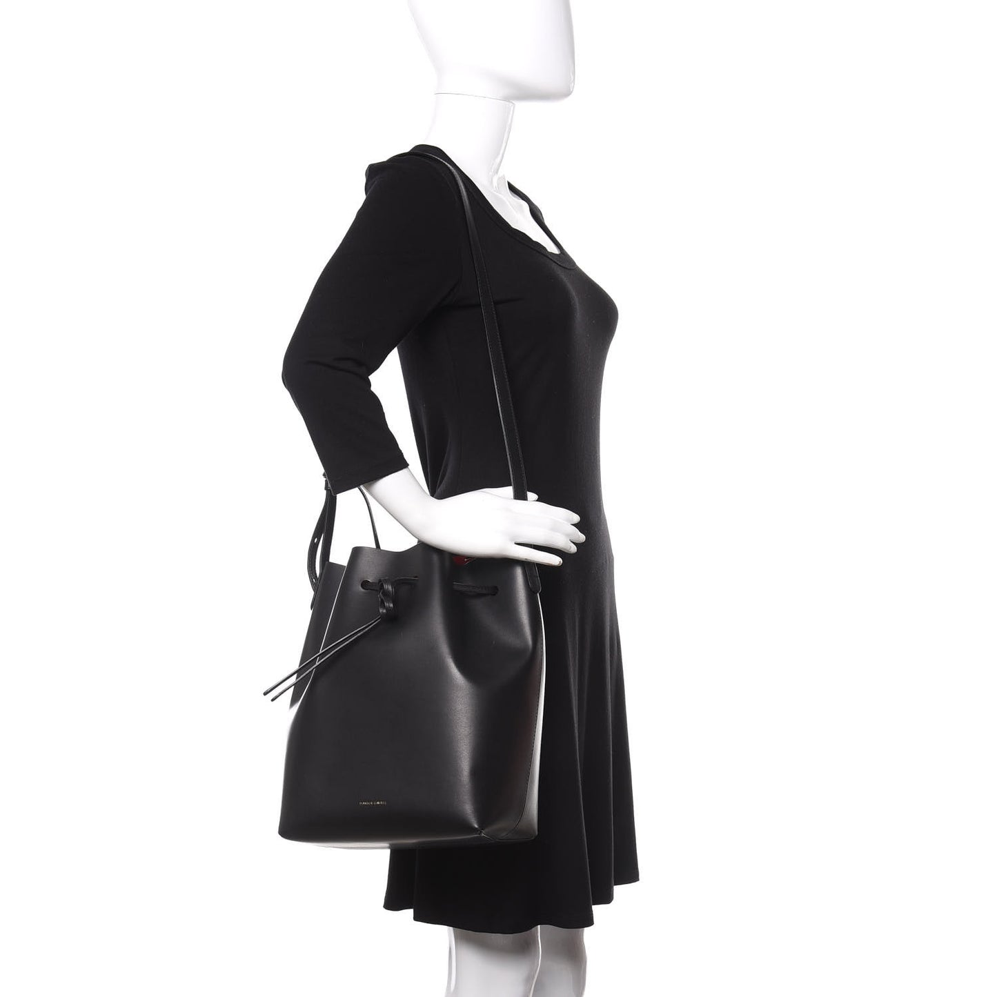 Vegetable Tanned Calfskin Bucket Bag Black Flamma
