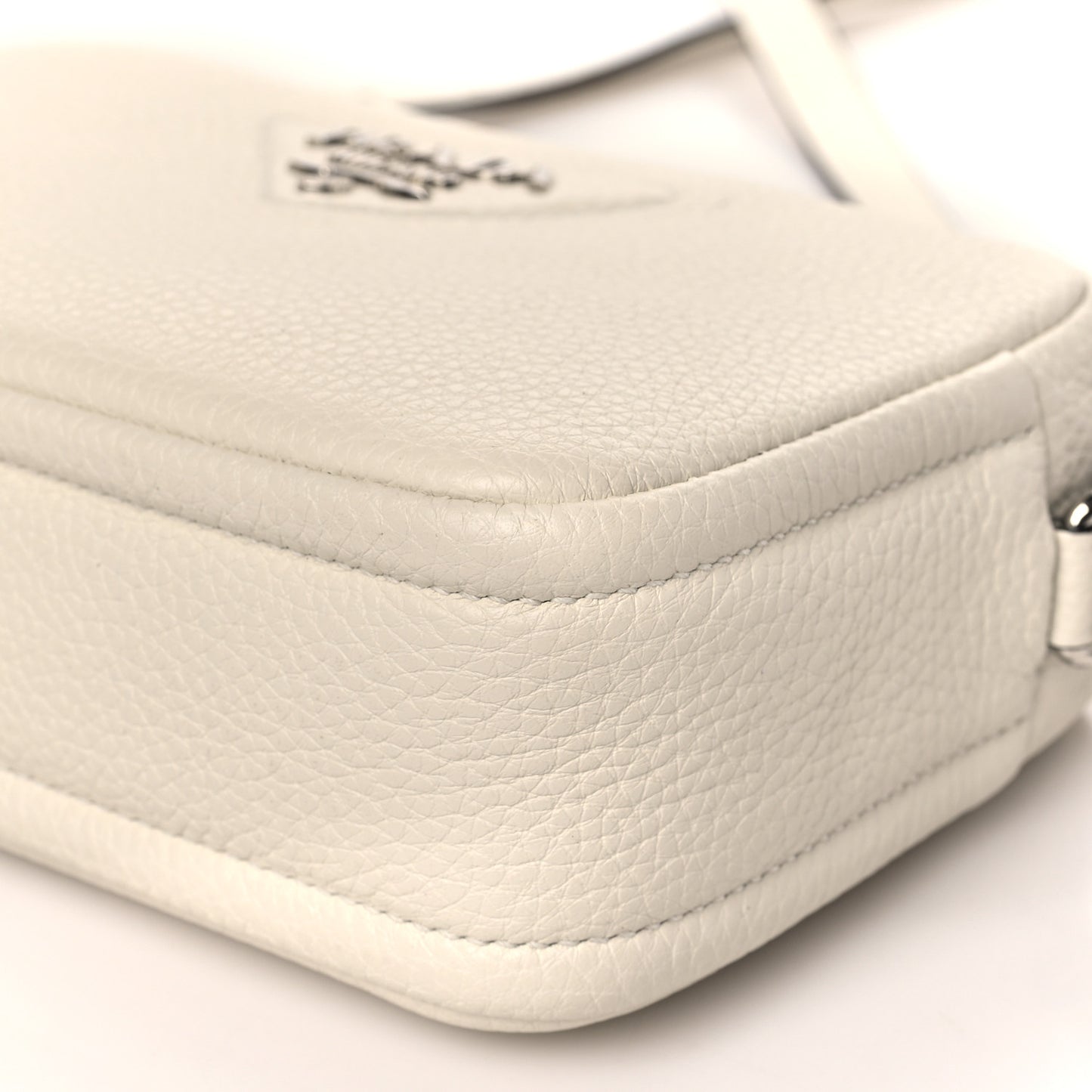 Vitello Daino Soft Small Camera Crossbody White