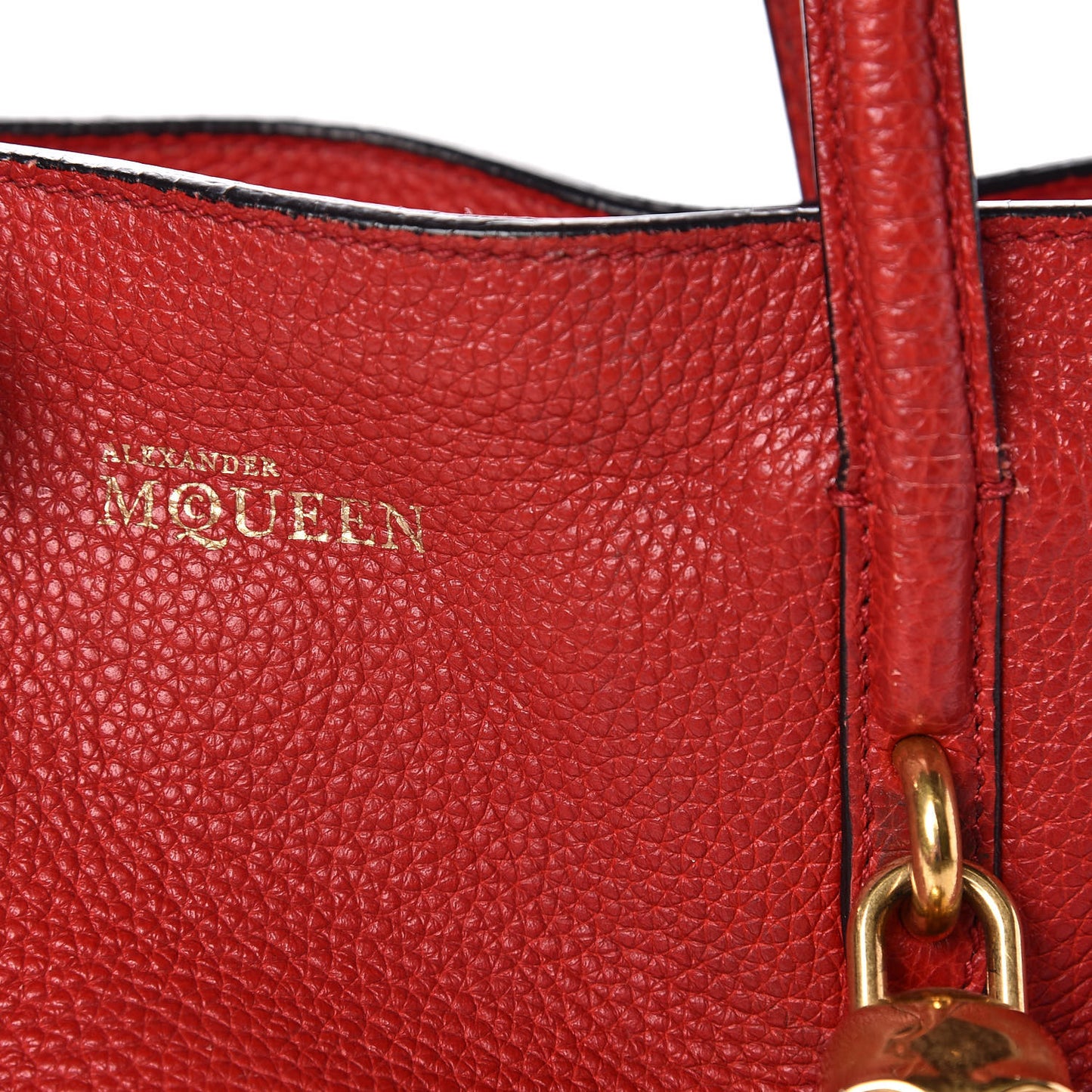 Pebbled Calfskin Small Skull Padlock Zip Around Tote Red