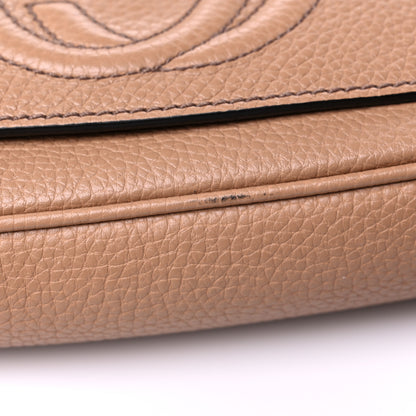 Gucci Pebbled Calfskin Medium Soho Flap Crossbody Camelia 15 of 16