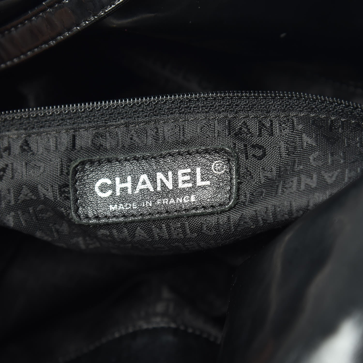 Chanel Vinyl XL Coco Cabas Black 7 of 32