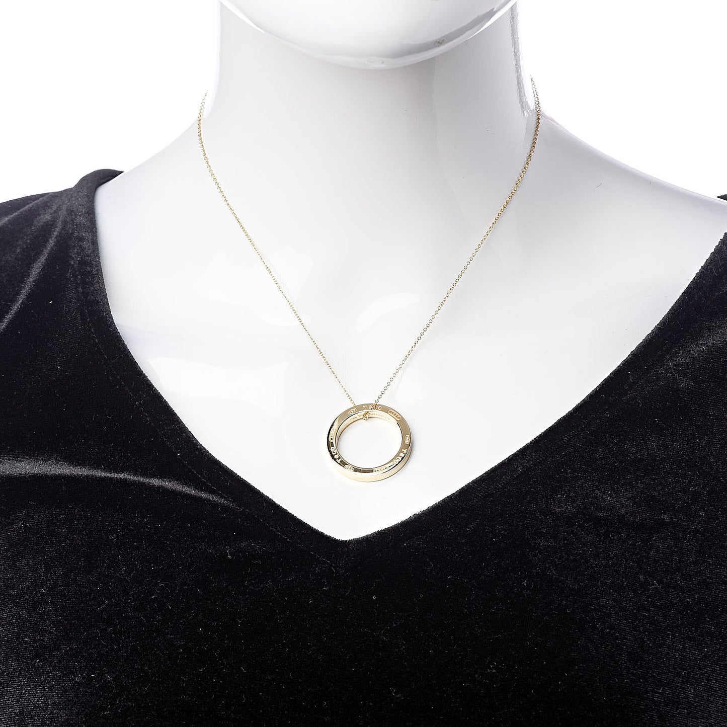 18K Yellow Gold 1837 Circle Pendant Necklace