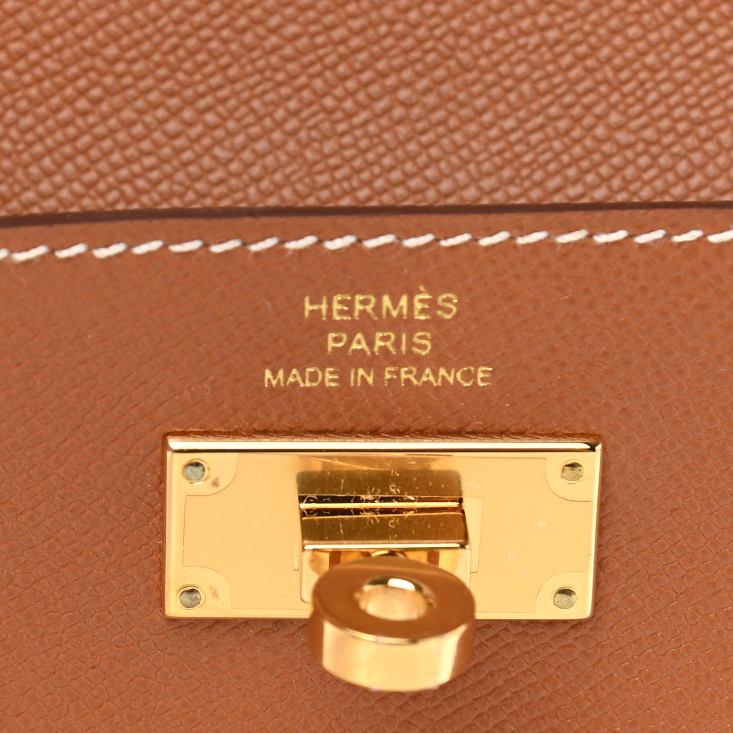 Epsom Kelly Pocket Compact Wallet Gold