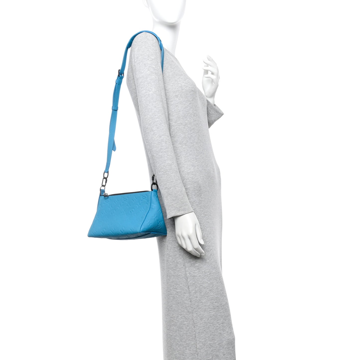 Taurillon Monogram Triangle Messenger Turquoise