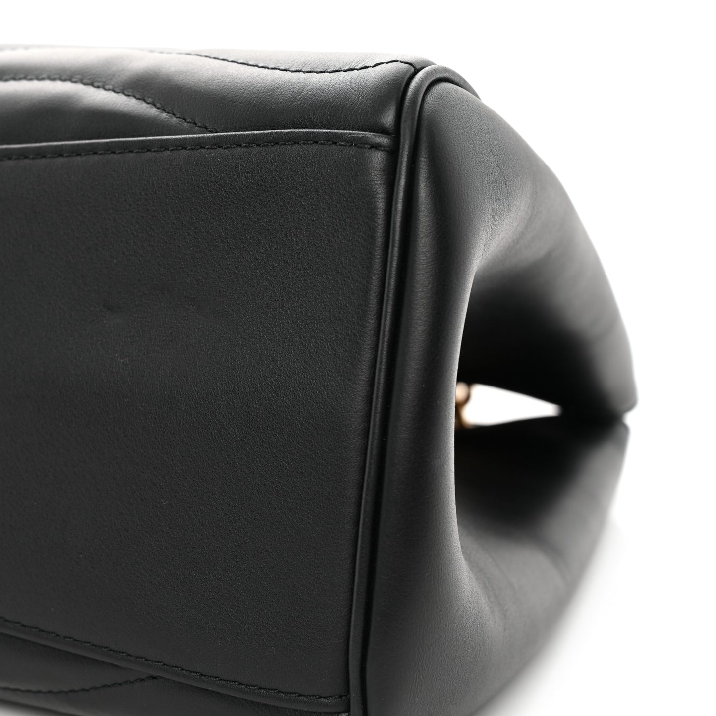 Calfskin New Wave Chain Tote Black
