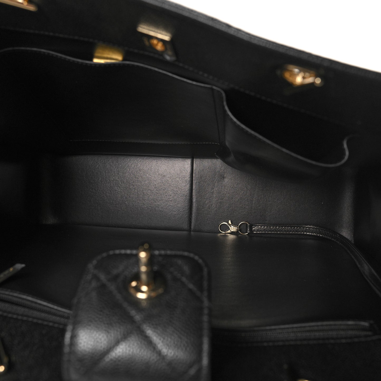 Caviar Quilted Large Shopping Tote Black