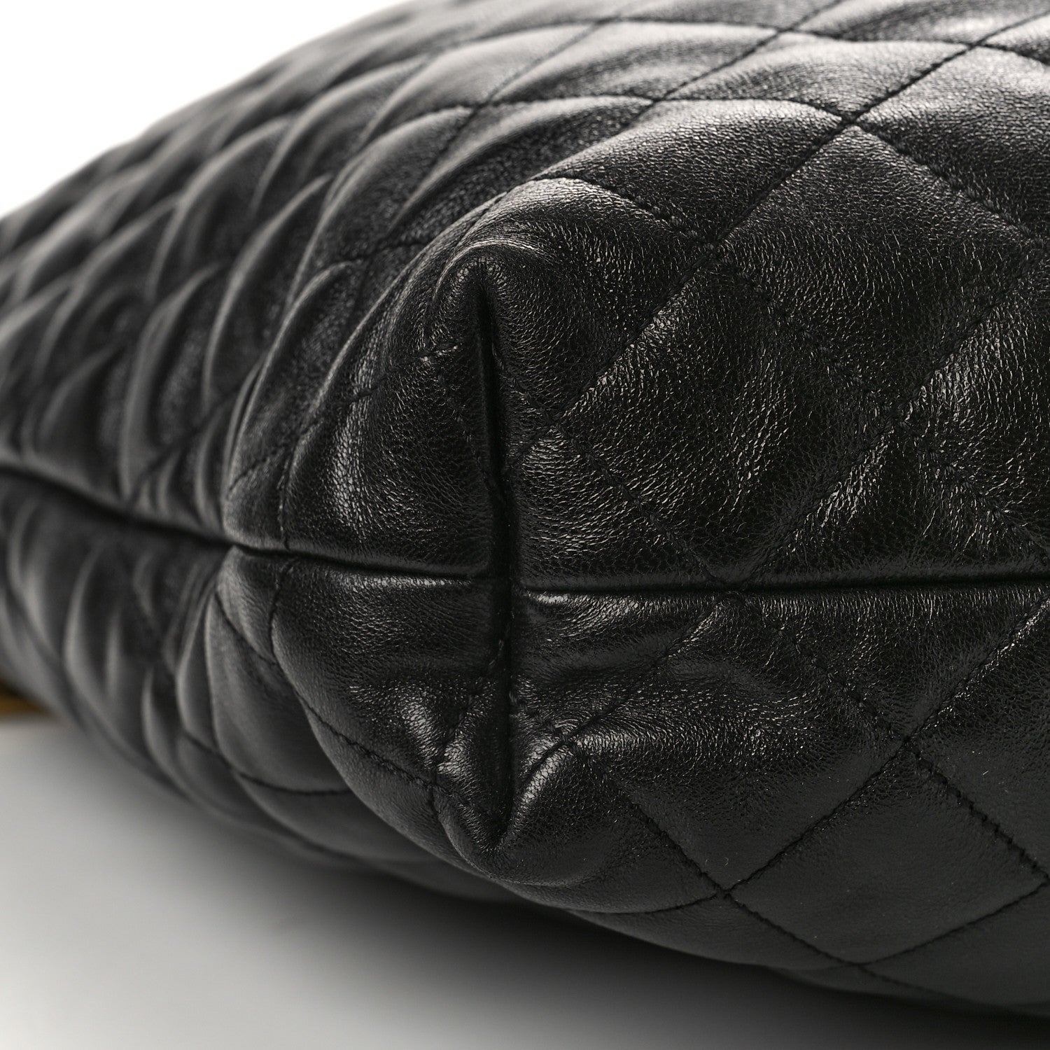 Saint Laurent Lambskin Quilted Maxi Icare Shopping Tote Black 8 of 9