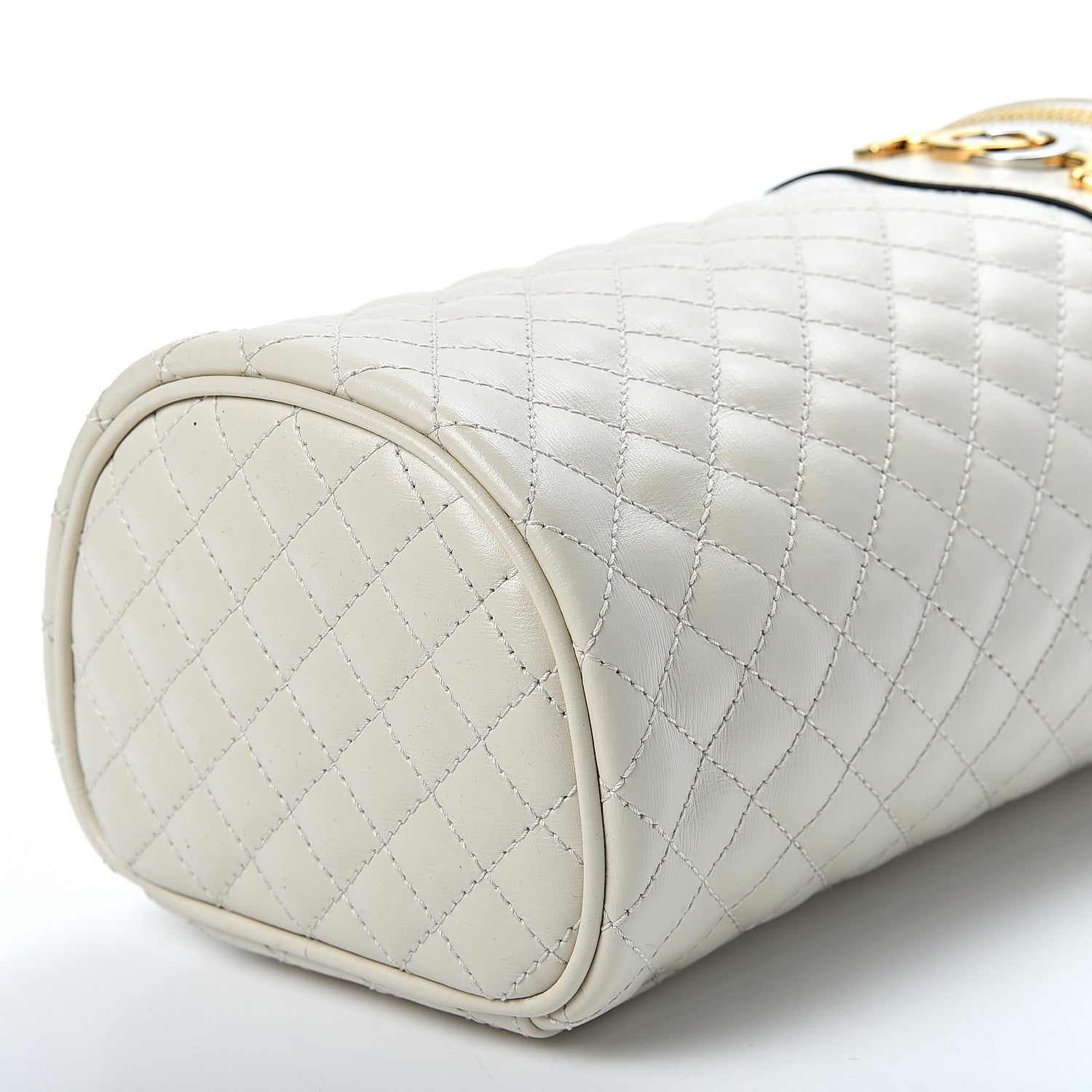 Gucci Calfskin Trapuntata Zumi Belt Bag Off White 10 of 10