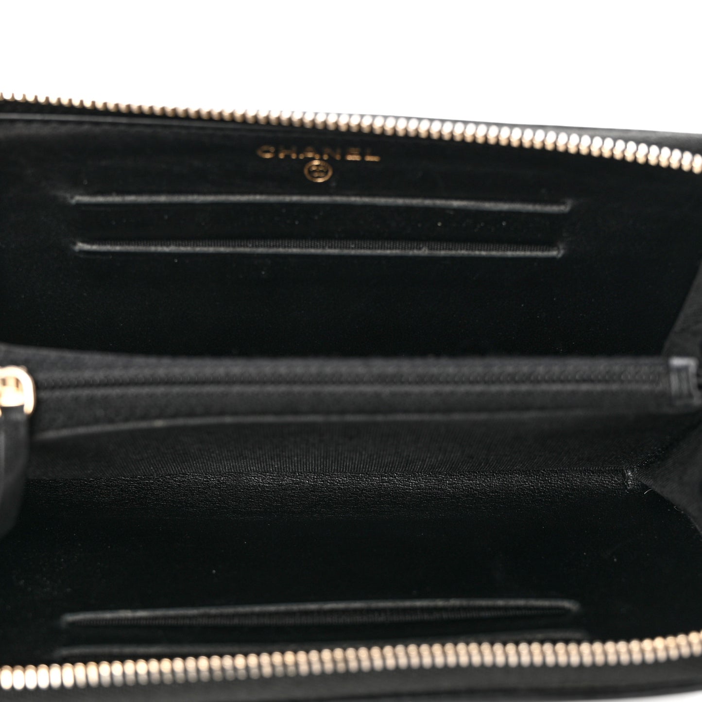 Caviar Quilted Medium Filigree Zip Around Wallet Black