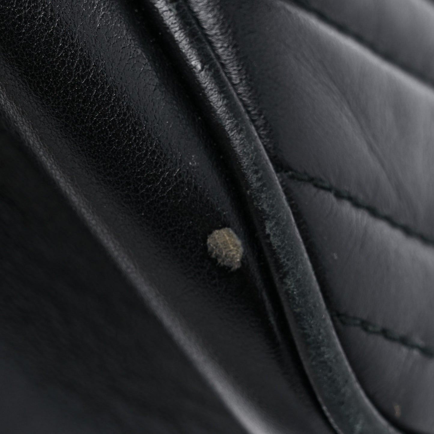 Calfskin Matelasse Small GG Marmont Chain Shoulder Bag Black