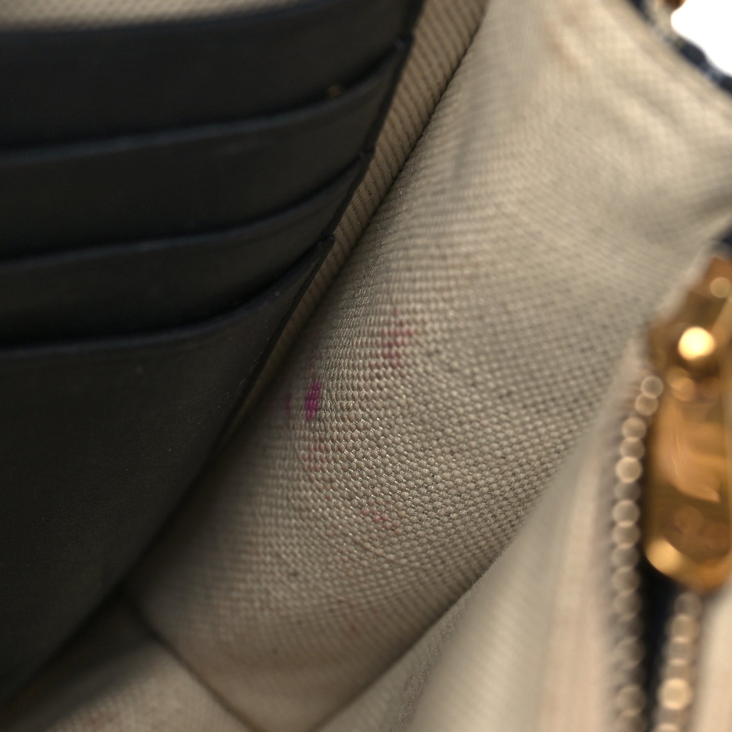 Oblique Saddle Chain Pouch Blue