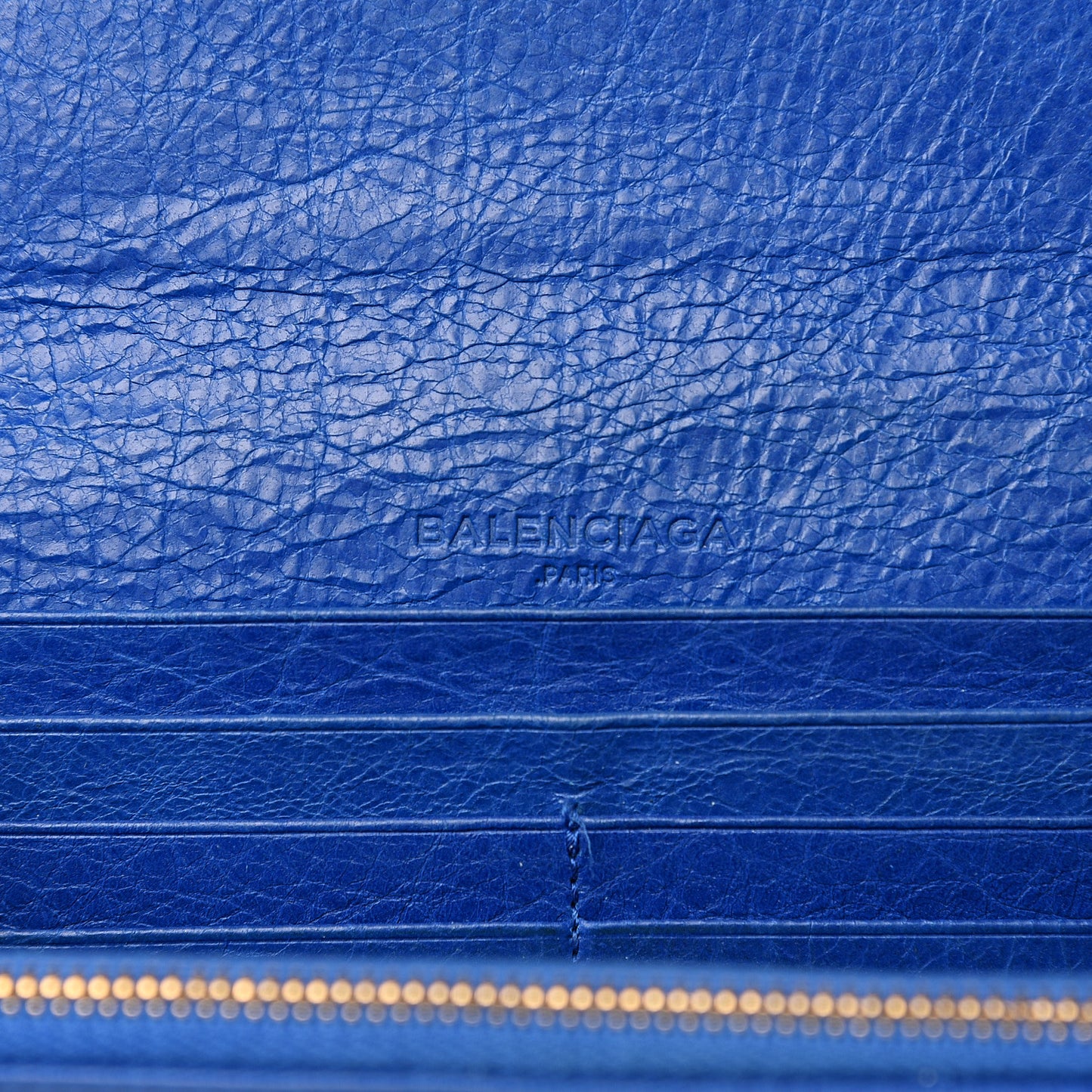 Agneau Giant 12 Gold Hardware Money Wallet Bleu Lazuli
