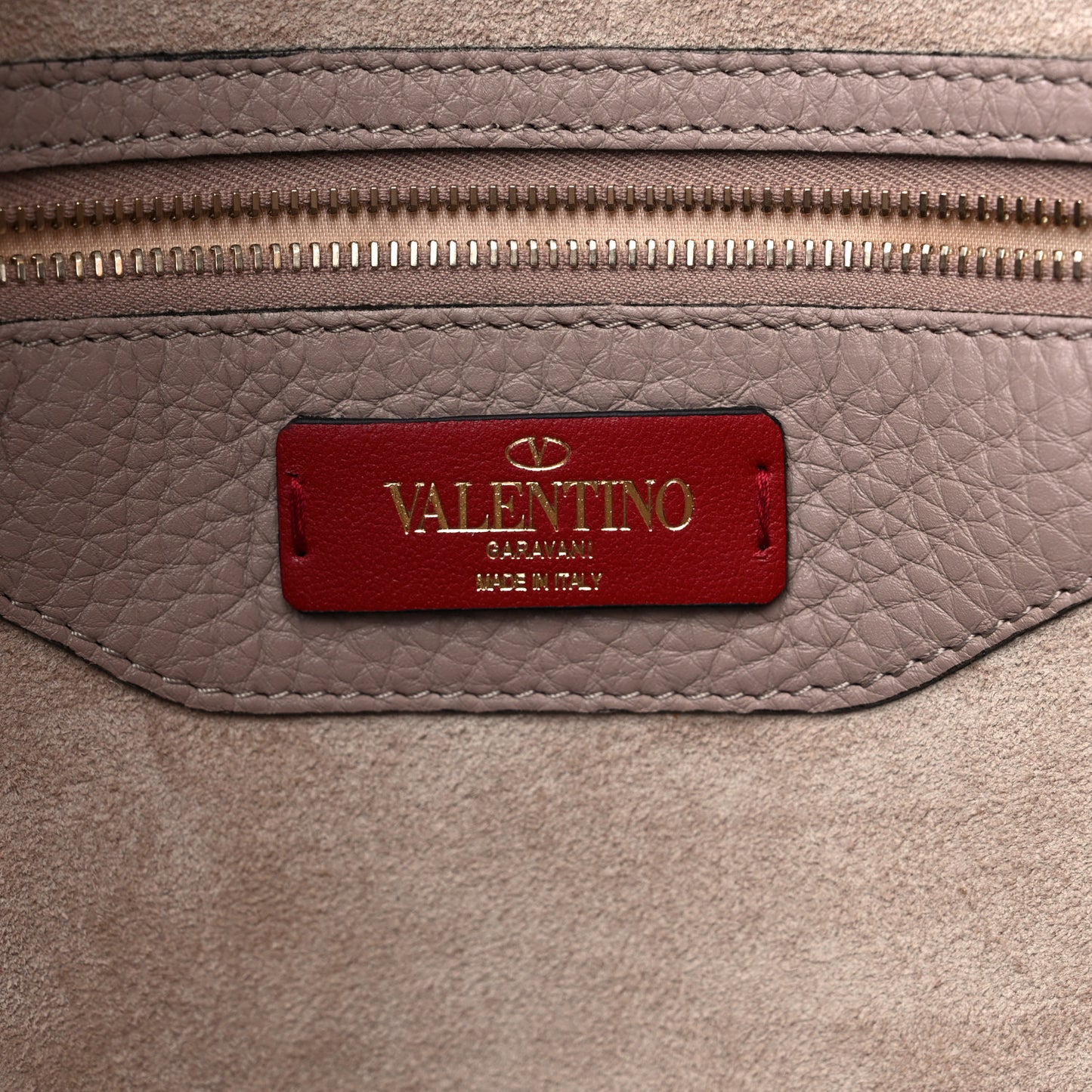 Grained Calfskin Rockstud Shoulder Tote Poudre