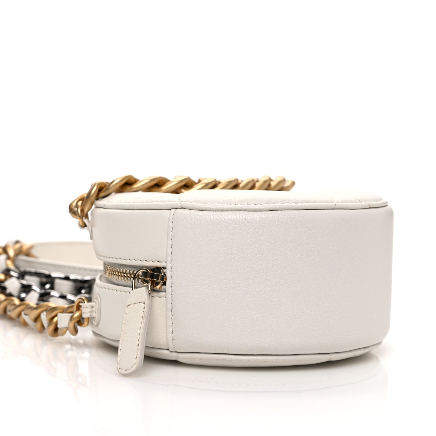 Shiny Goatskin Quilted Chanel 19 Round Clutch With Chain White