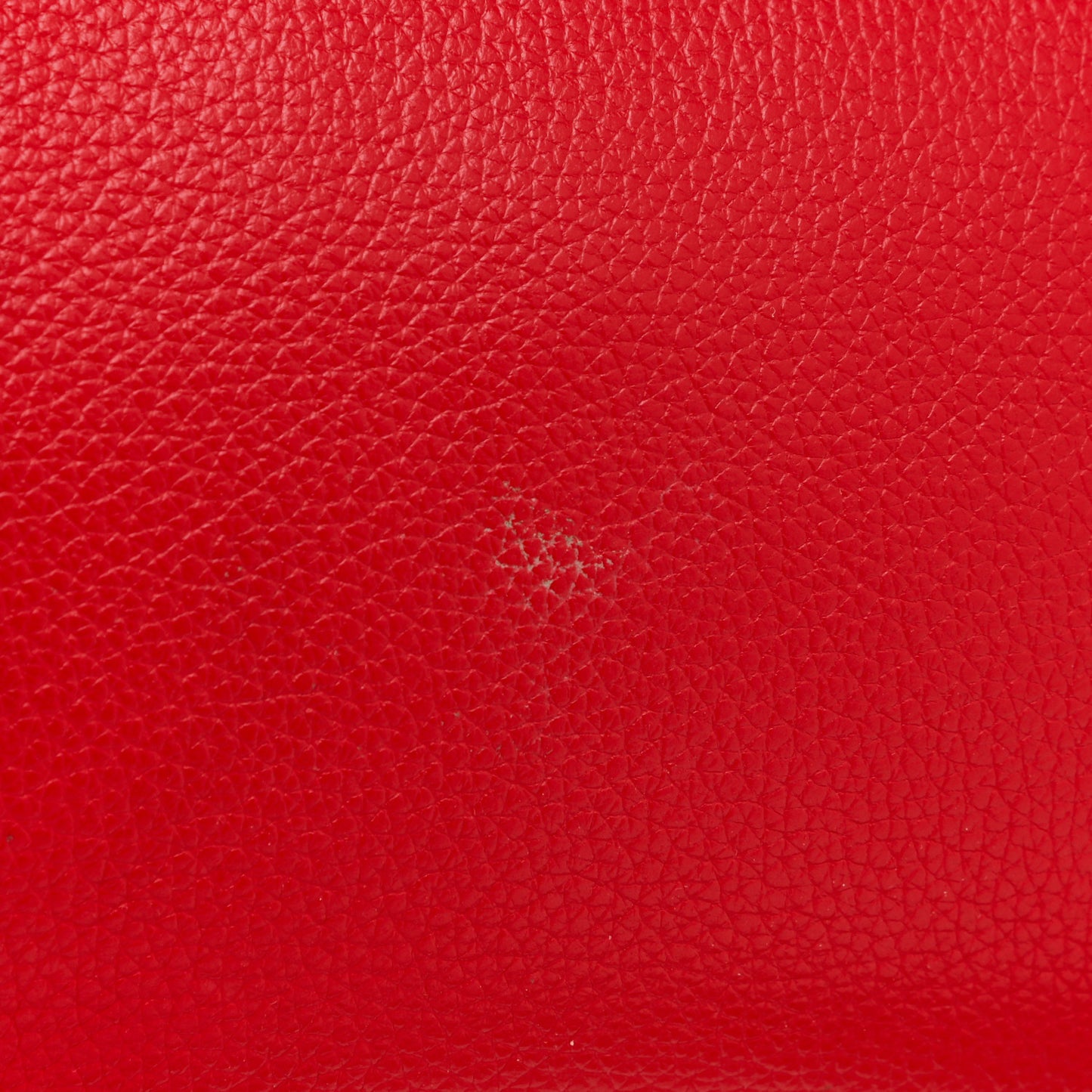 Small Classic Grain Calfskin Medium Lily Flap Scarlet