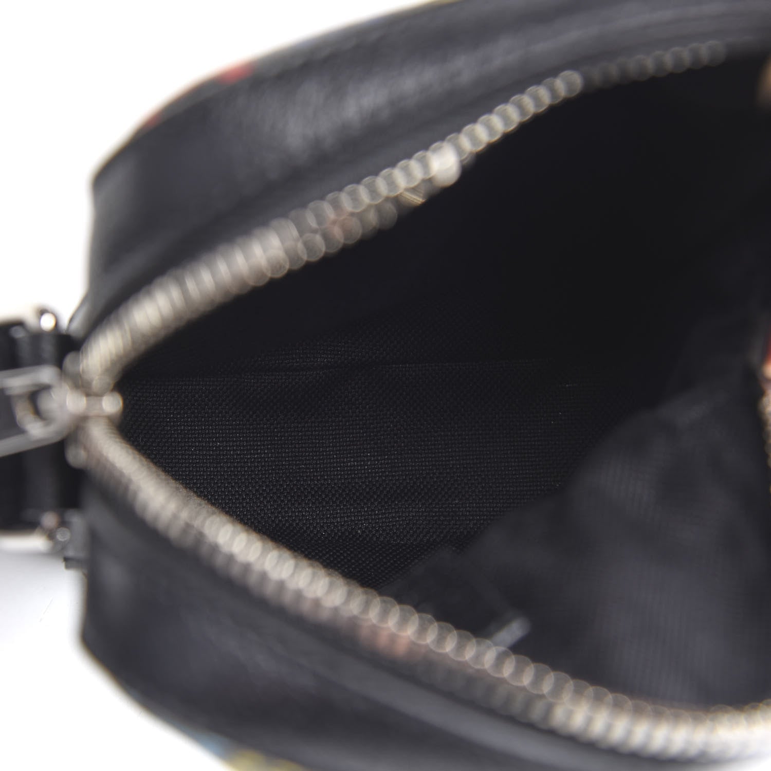 Gucci GG Supreme Monogram Psychedelic Messenger Bag Black 4 of 10