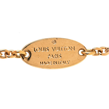 Louis Vuitton Essential V Necklace Gold 5 of 6