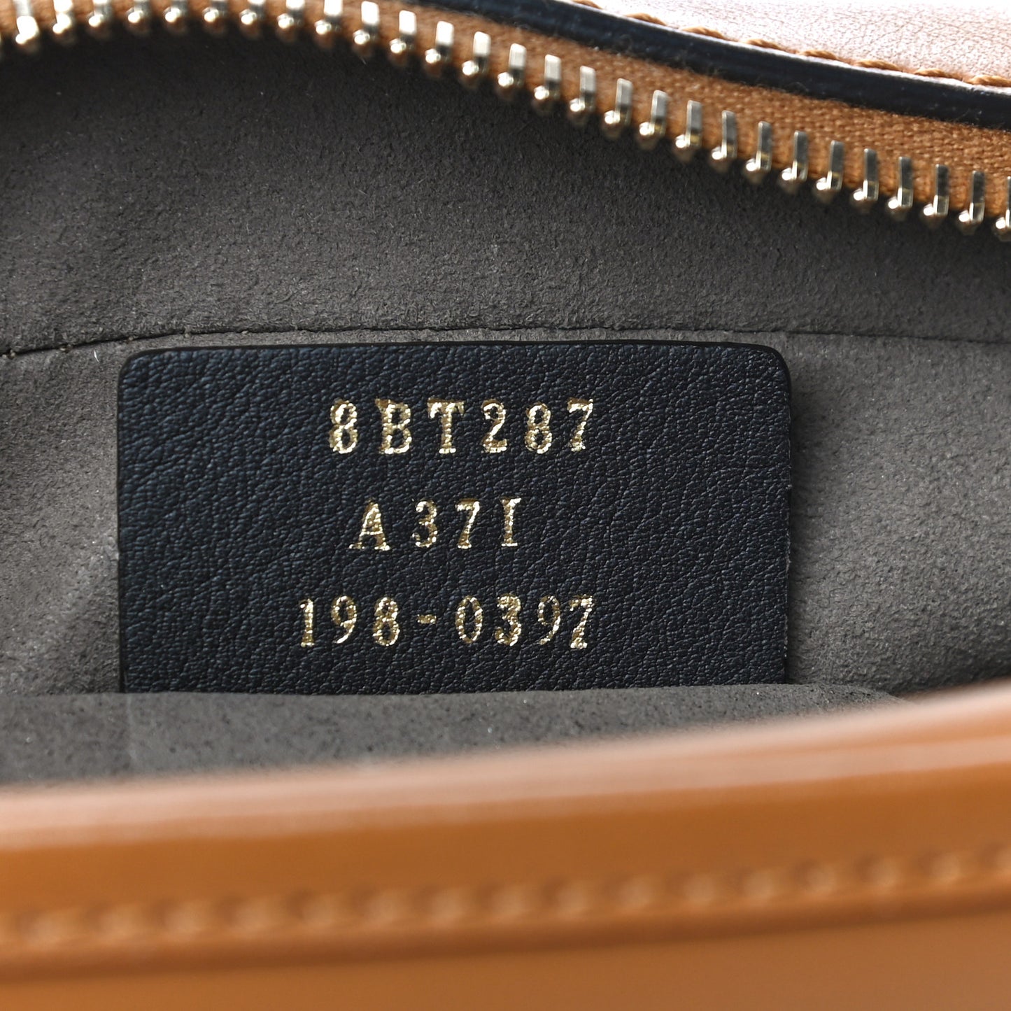 Vitello Century F is Fendi Camera Case Caramello