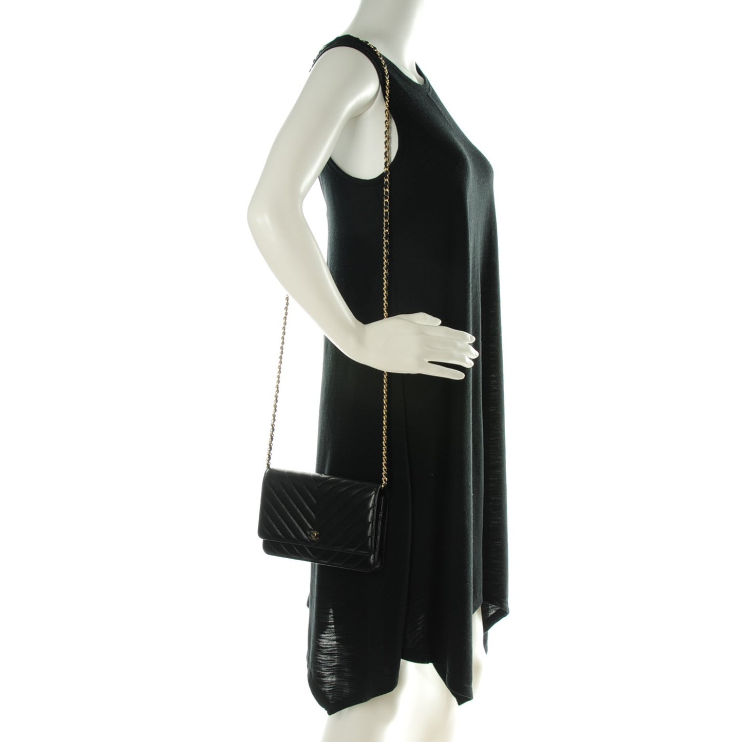 Lambskin Chevron Wallet On Chain WOC Black