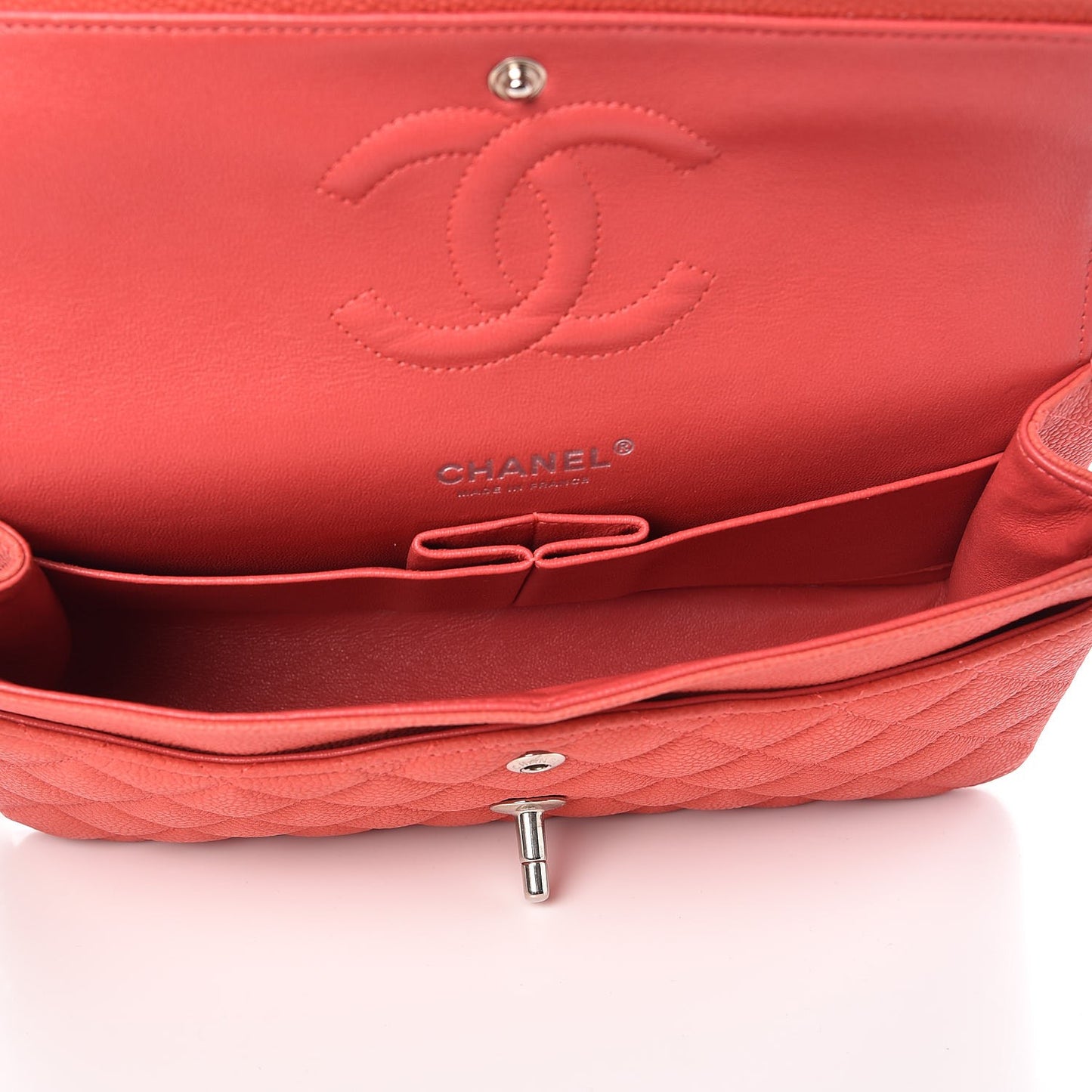Iridescent Caviar Quilted Medium Double Flap Dark Pink