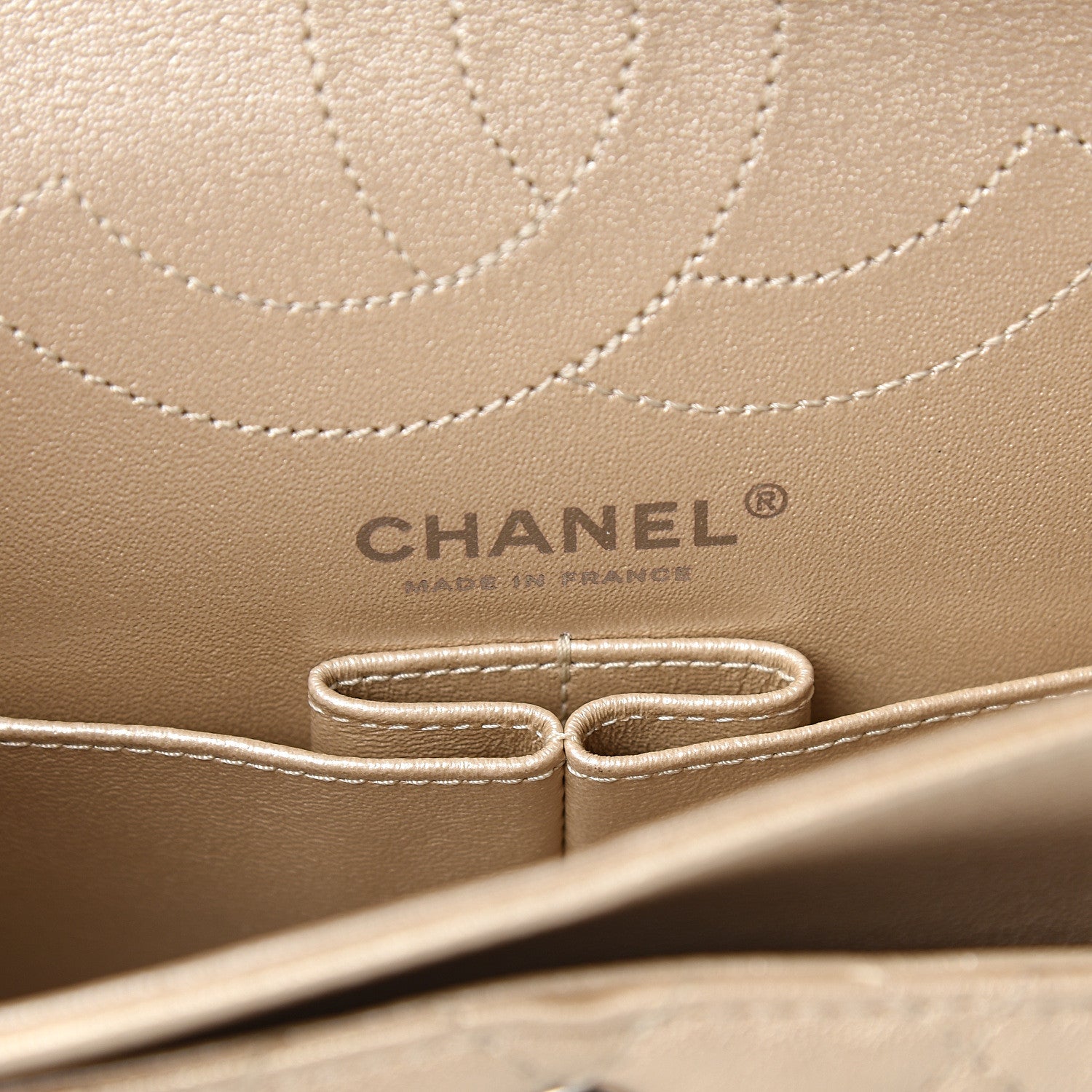 Chanel Metallic Sheepskin Quilted 2.55 Reissue 225 Flap Beige 5 of 9