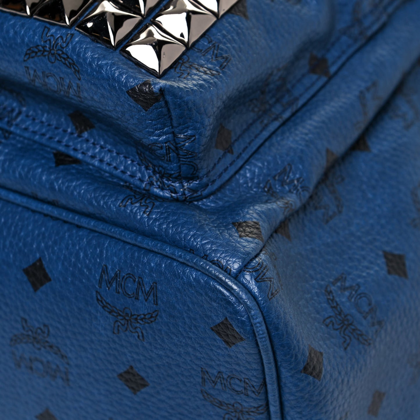 Visetos Studded Medium Stark M Backpack Munich Blue