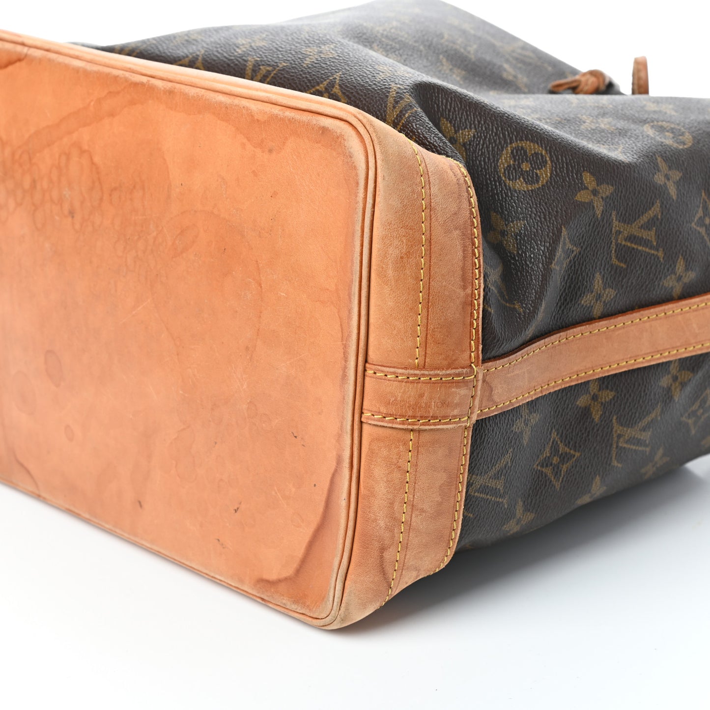Monogram Noe