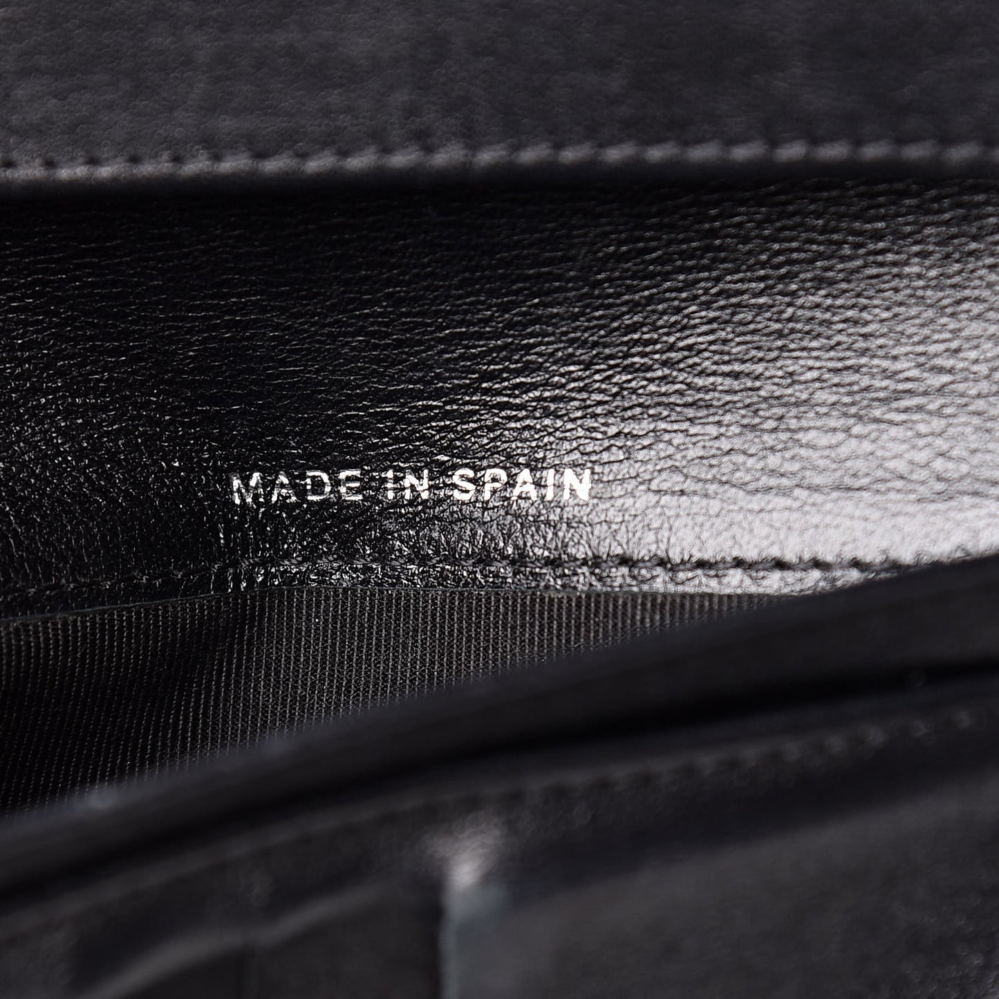Patent Quilted Yen Wallet Black