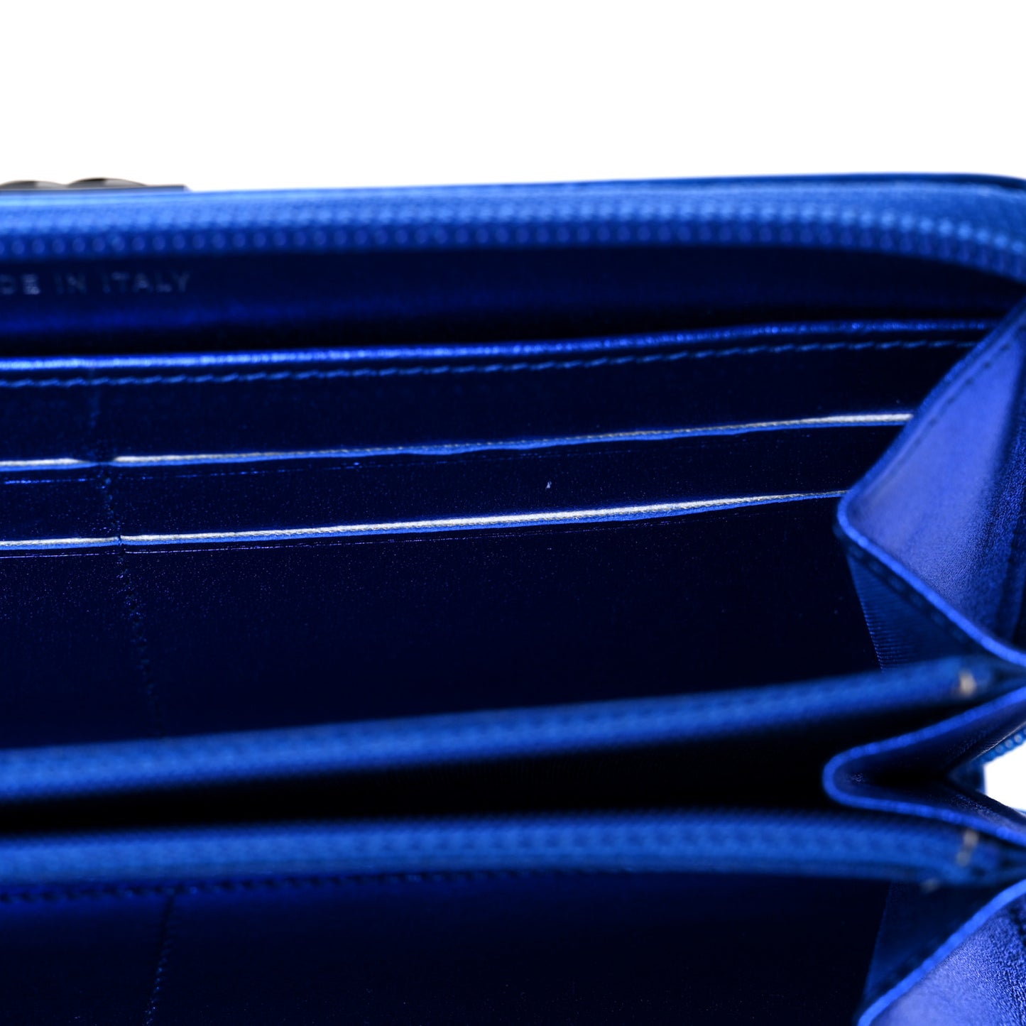 Metallic Patent Calfskin Quilted Boy L-Gusset Zip Wallet Blue