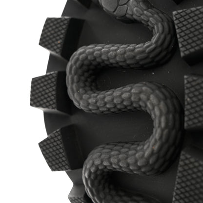 Gucci Apollo Calfskin GG Supreme Nappa Samoa Quilted Lace Up Ankle Boots 38.5 Black 9 of 9