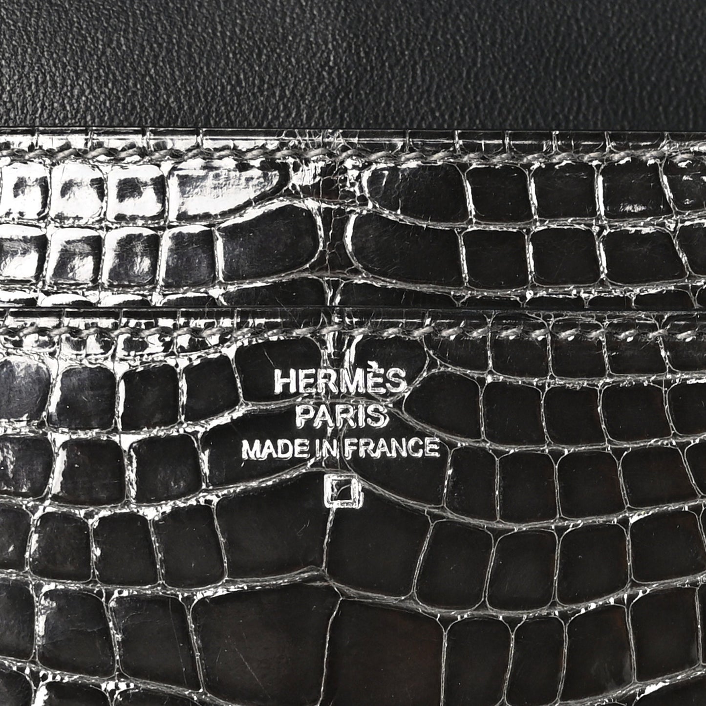 Shiny Alligator Constance Long Wallet Graphite