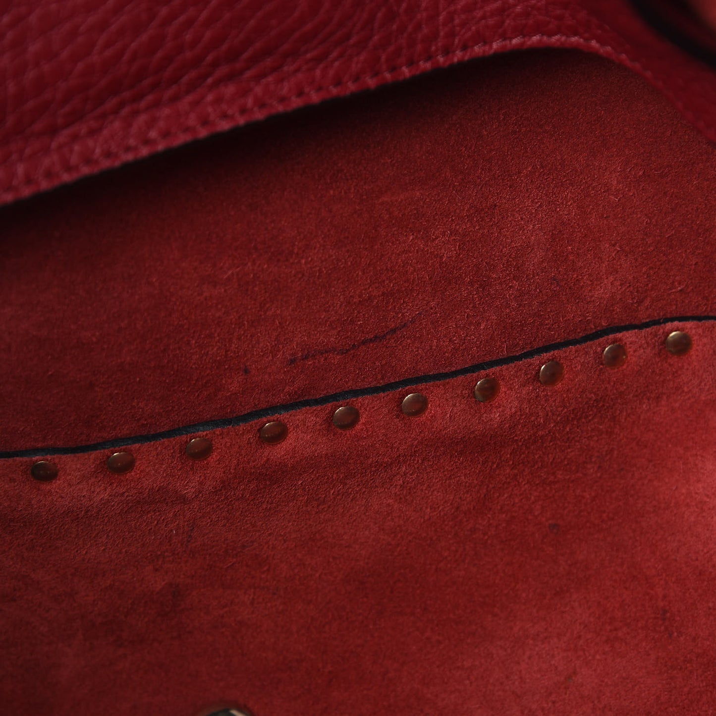 Pebbled Calfskin Medium Rockstud Tote Scarlet