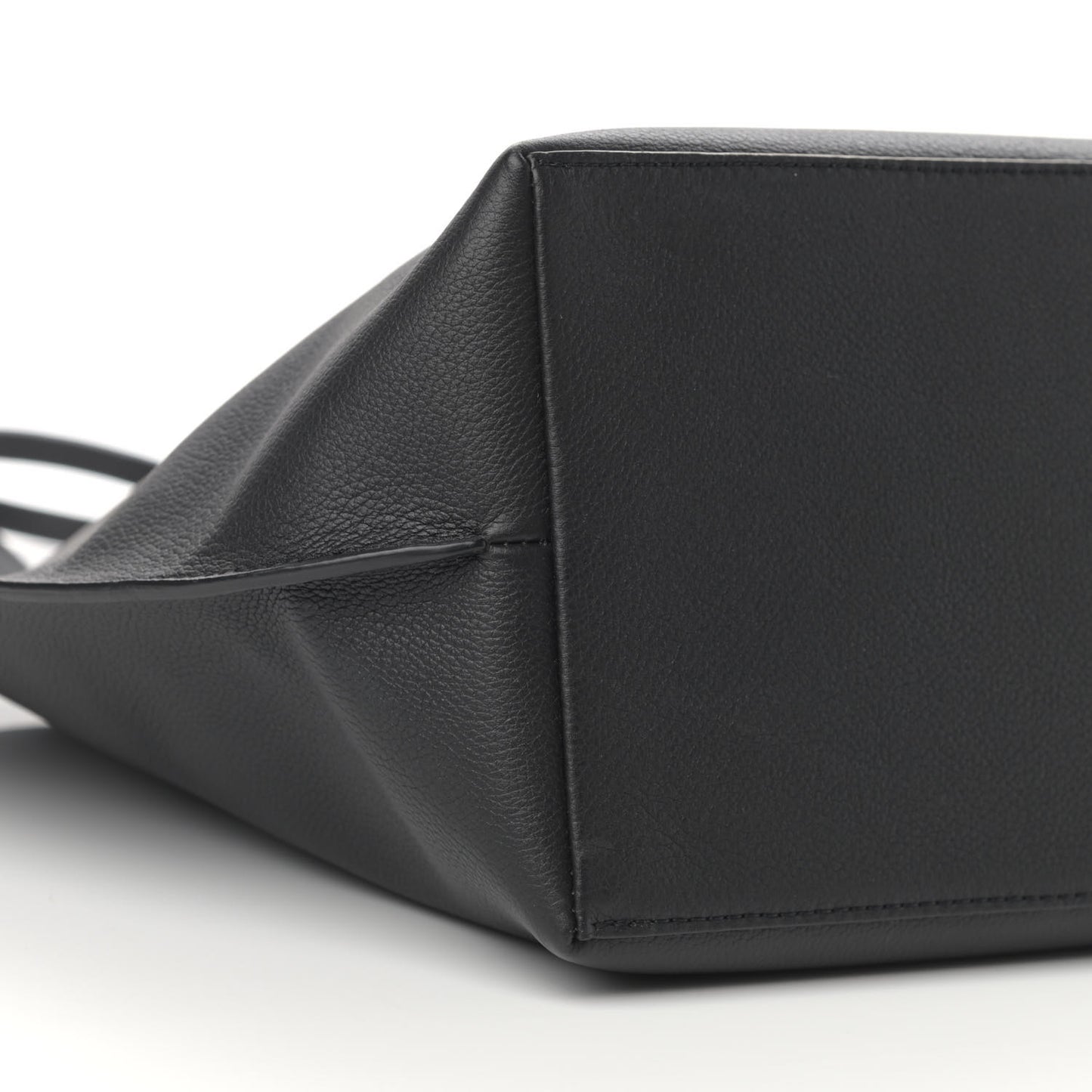 Calfskin Lockme Go Tote Black