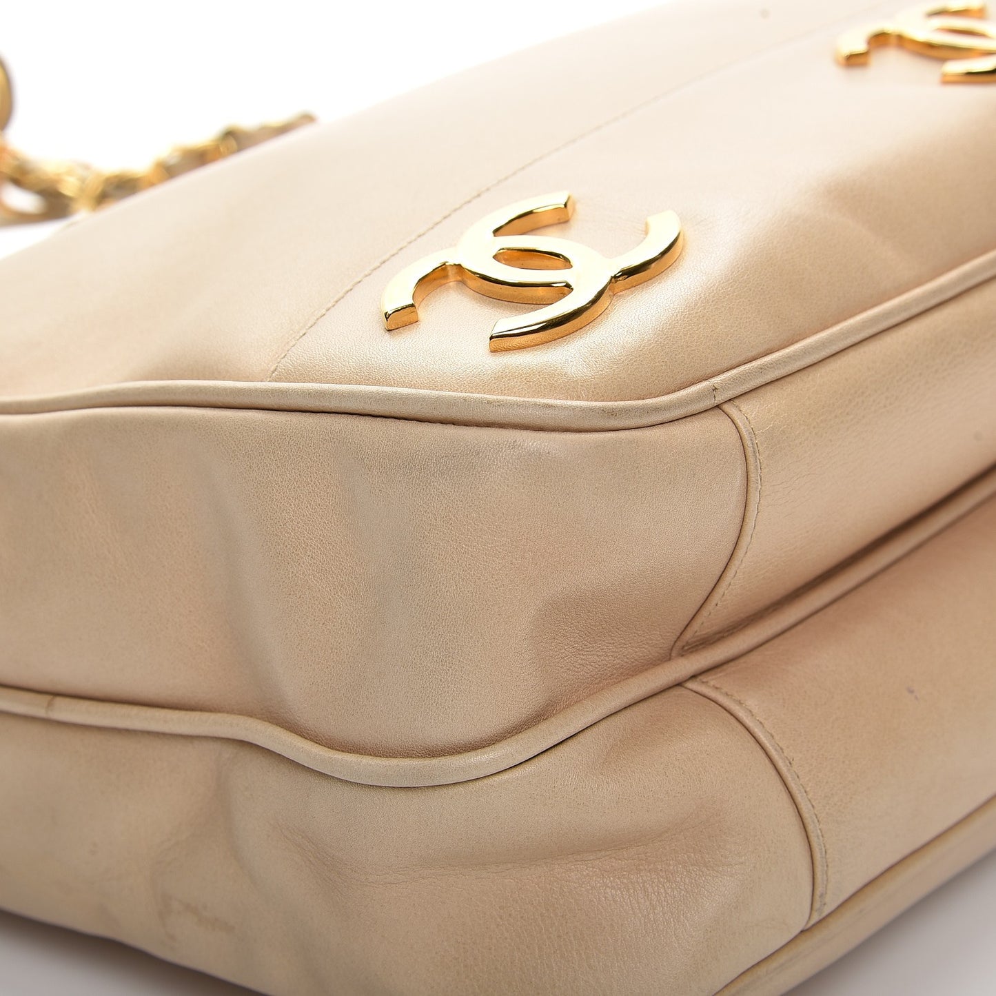 Lambskin CC Shoulder Bag Beige