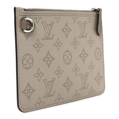 Louis Vuitton Mahina Girolata Zipped Pocket Galet 3 of 5