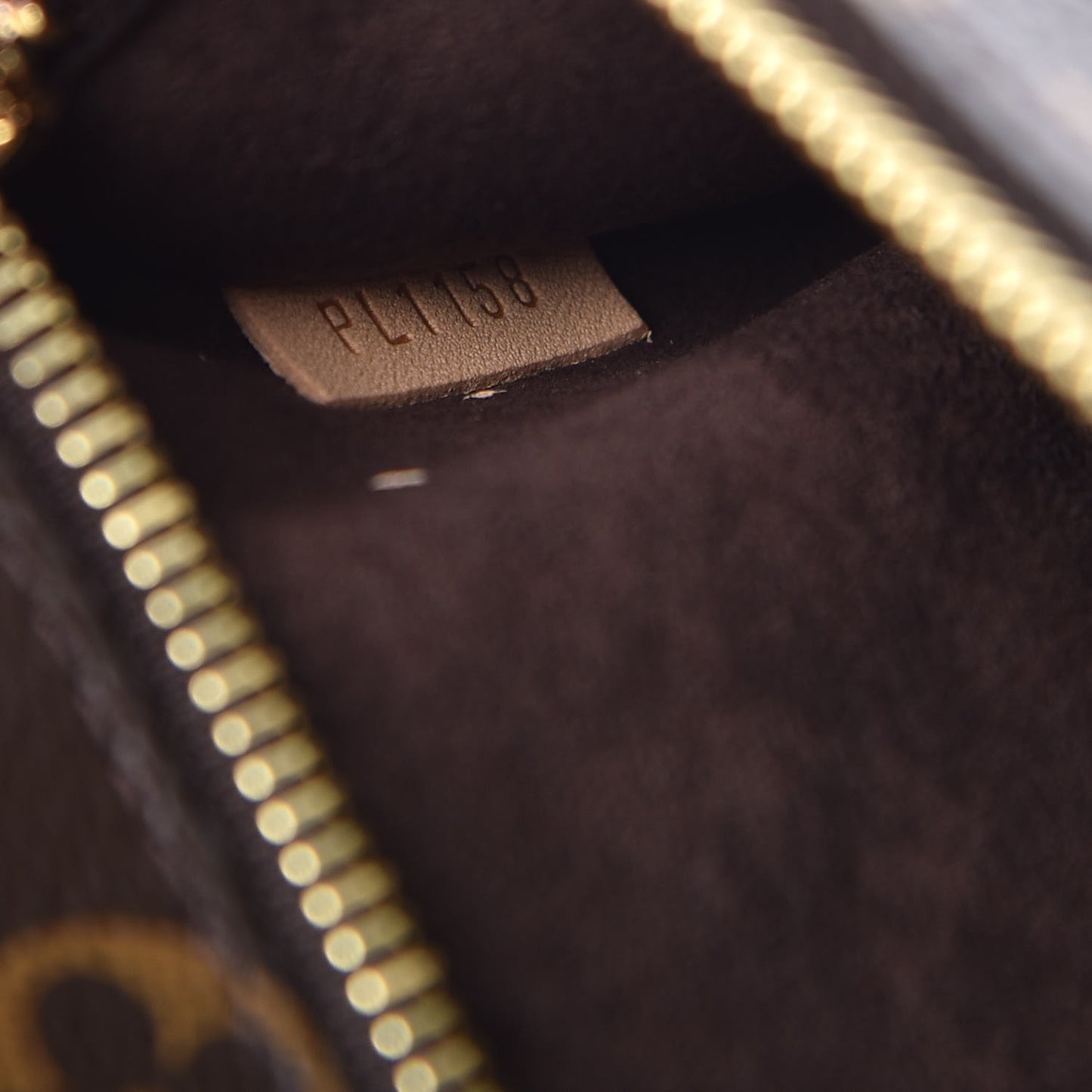 Monogram Pochette Metis