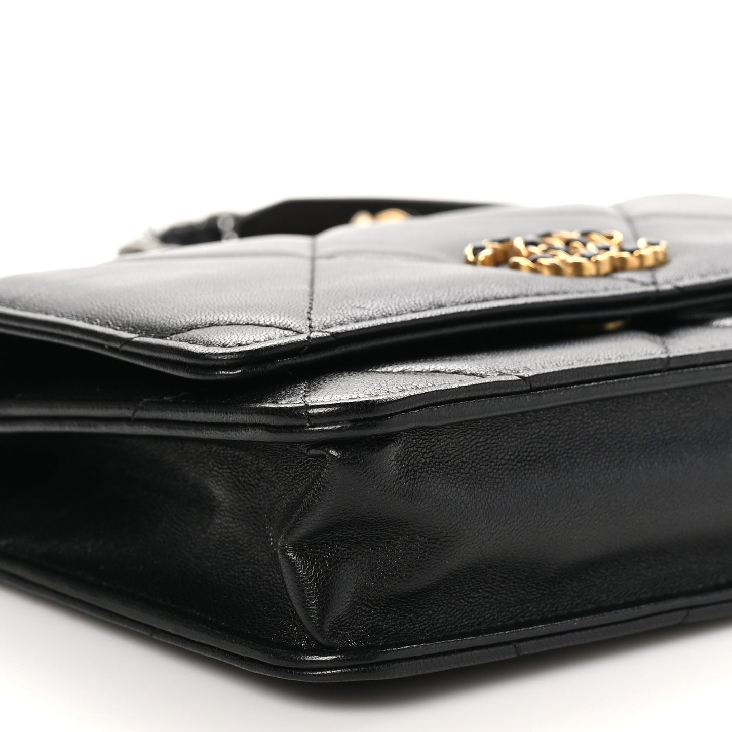 Lambskin Quilted Chanel 19 Wallet On Chain WOC Black