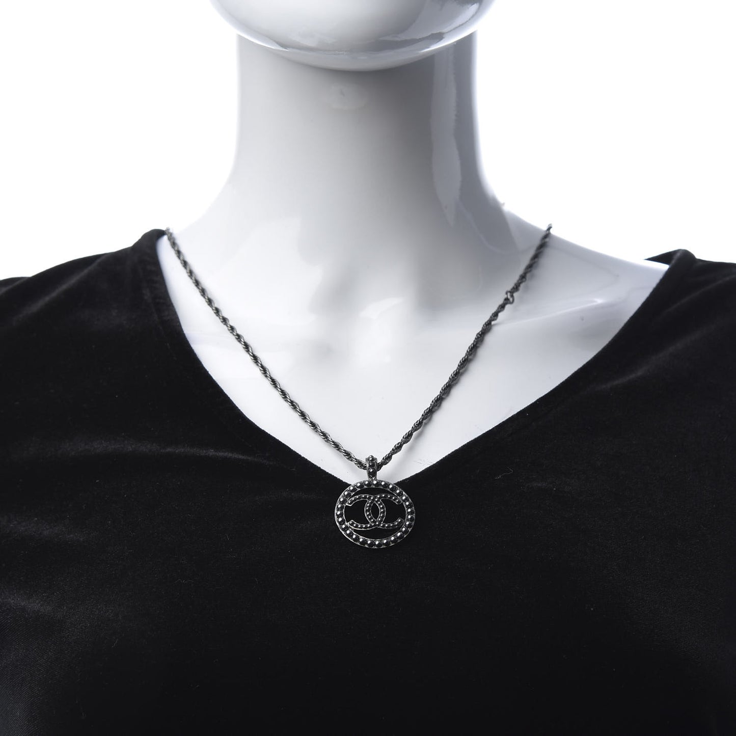 Ruthenium Pearl CC Short Necklace Dark Grey