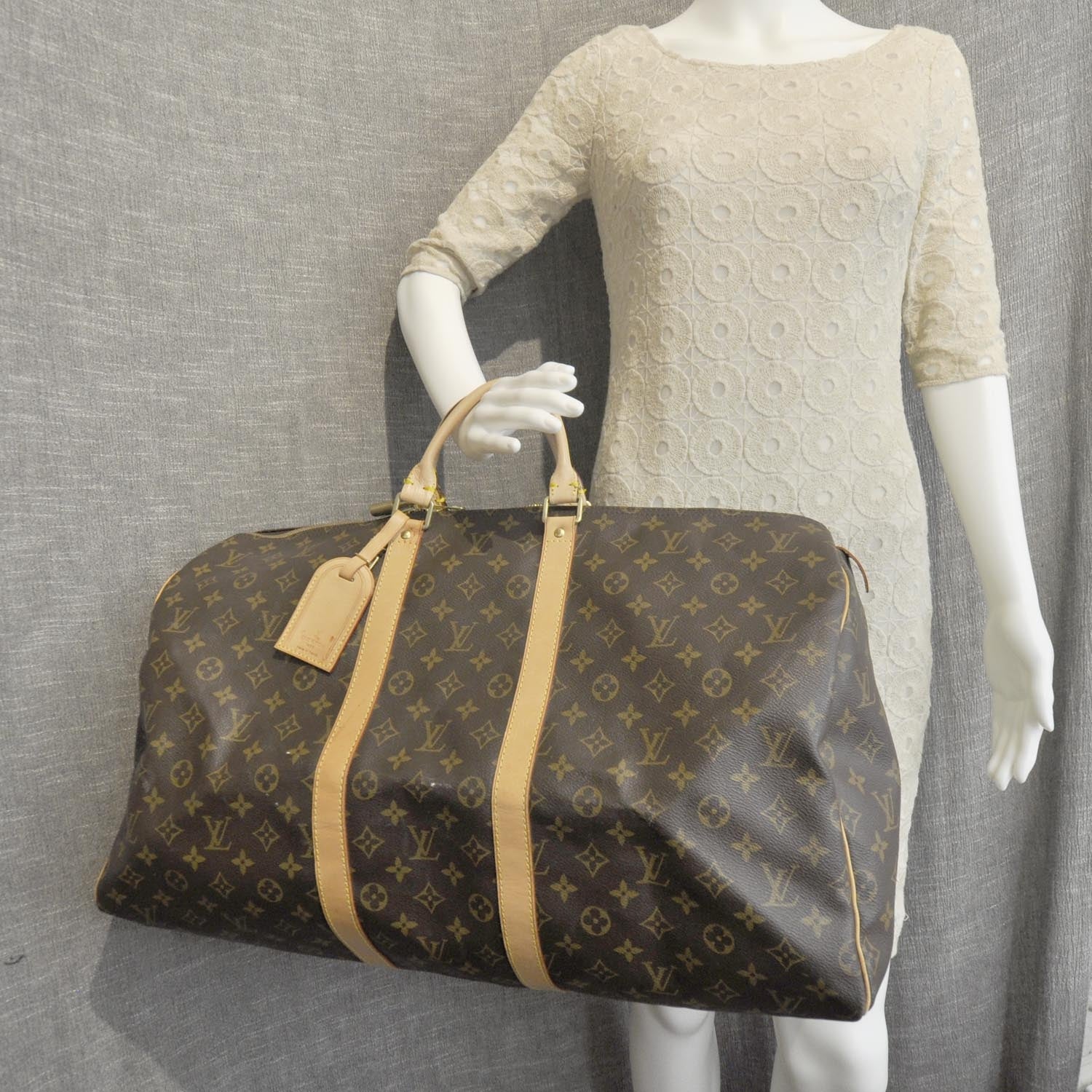 Louis Vuitton Monogram Keepall 55 9 of 9