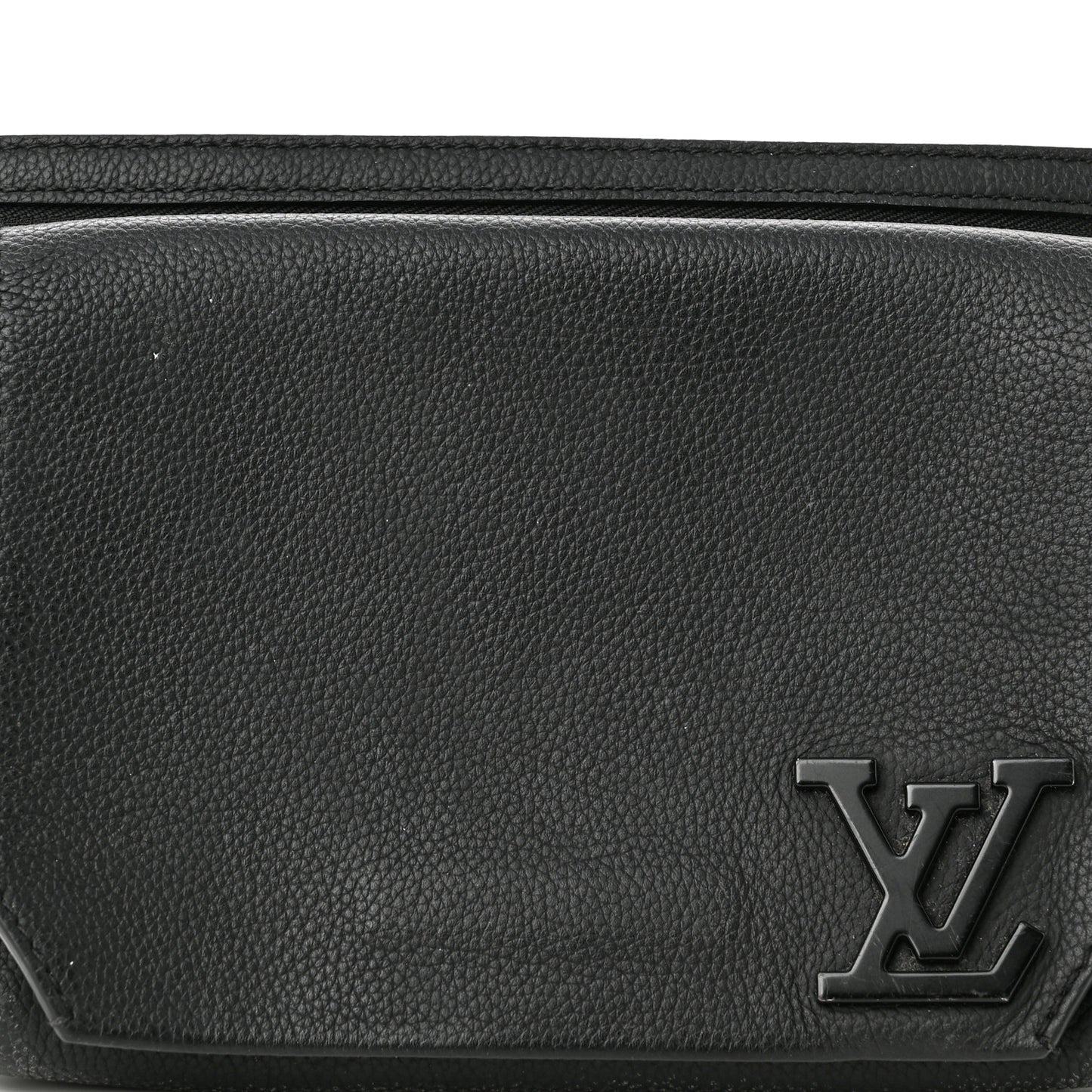 Grained Calfskin Aerogram Slingbag Black