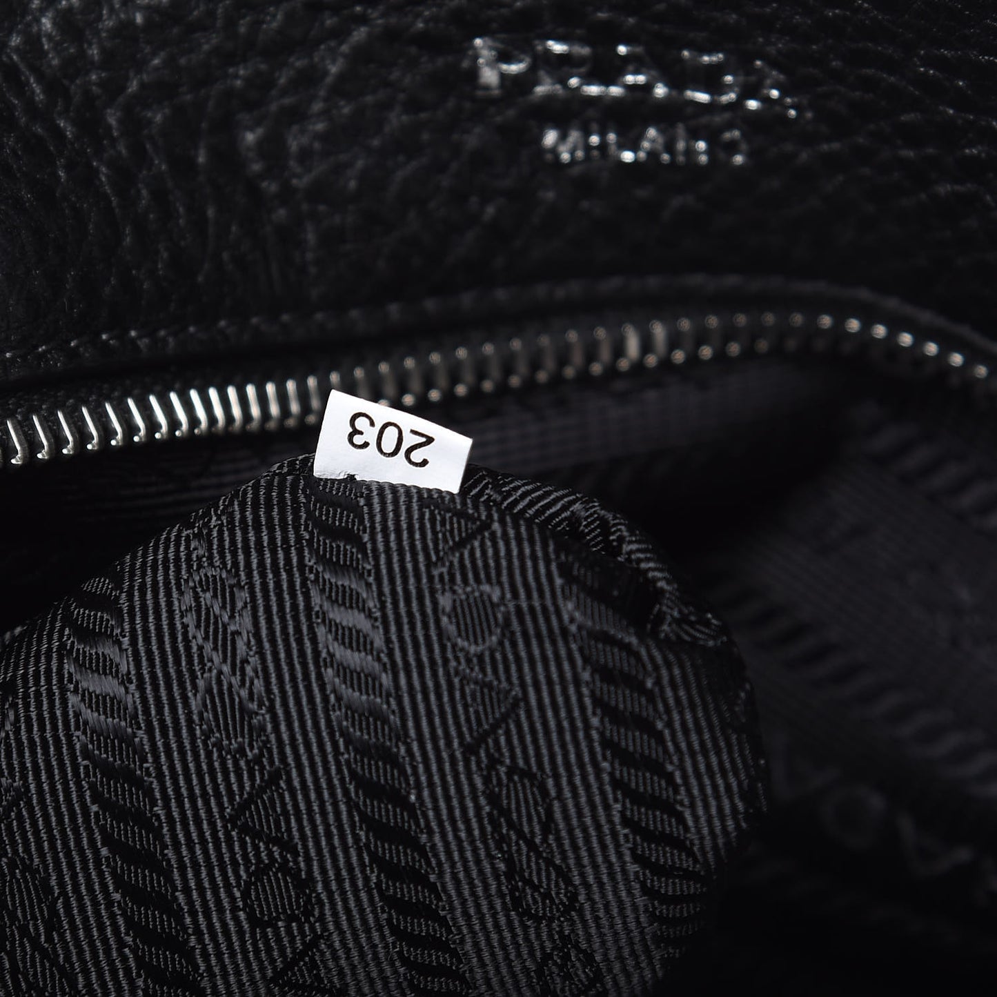 Vitello Phenix Tote Black