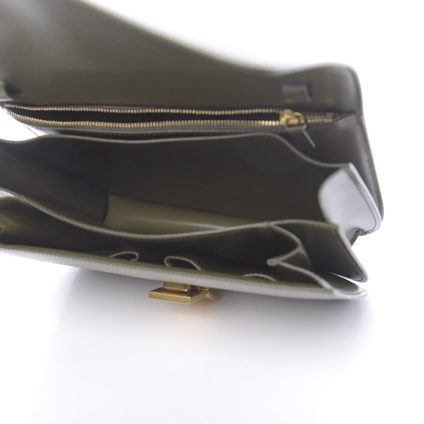 Box Calfskin Classic Box Medium Flap Bag Army Green