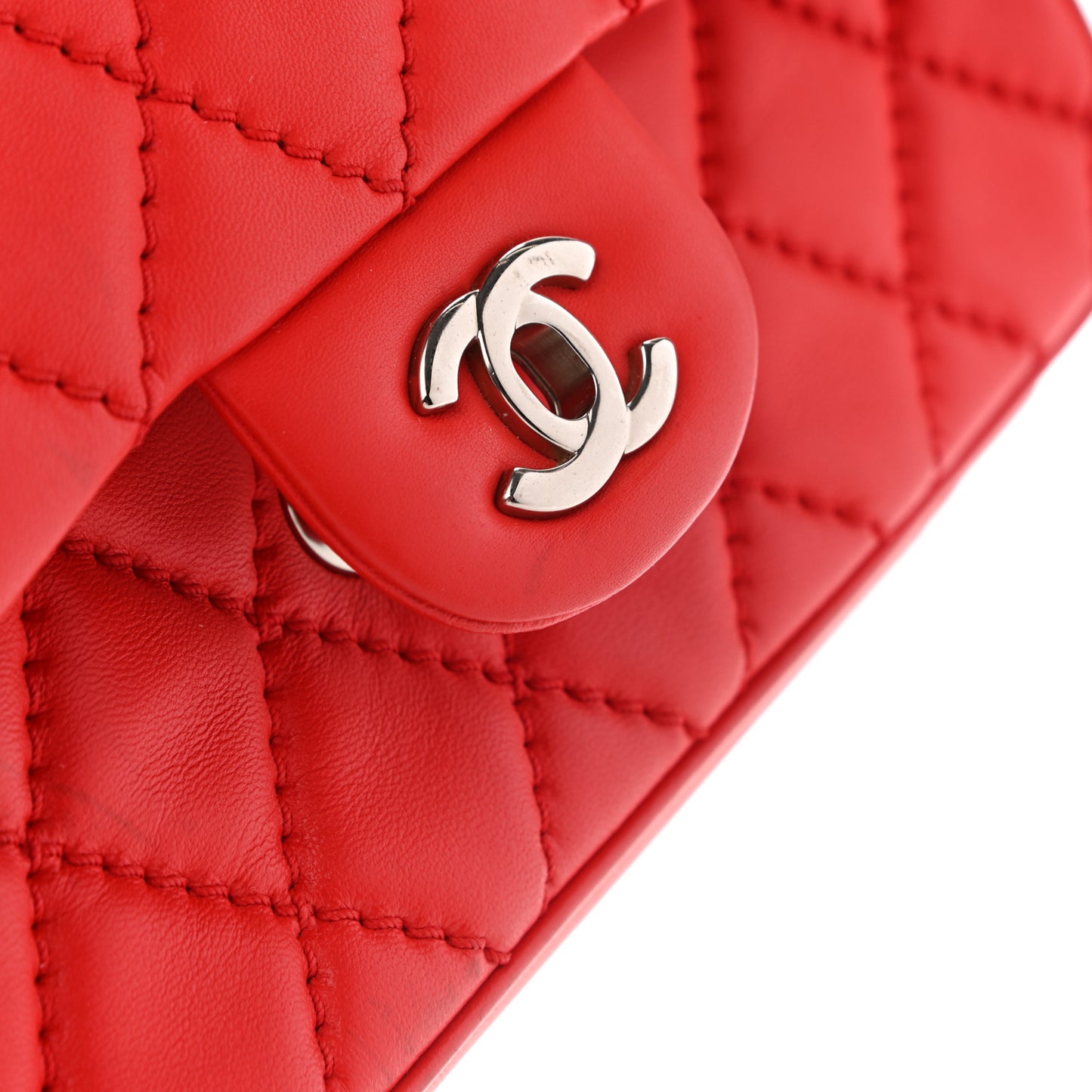 Lambskin Quilted Medium Easy Carry Flap Red