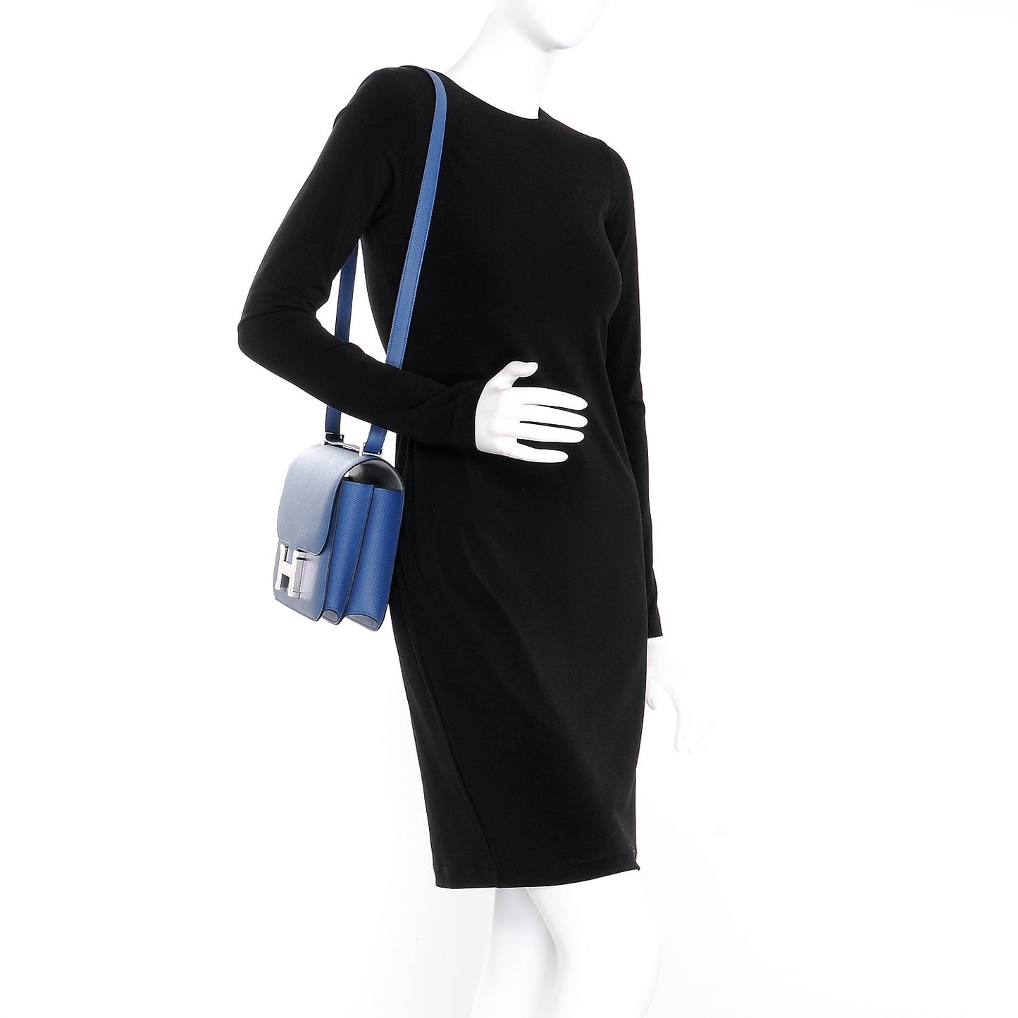 Epsom Constance 24 Bleu Agate Gris Mouette